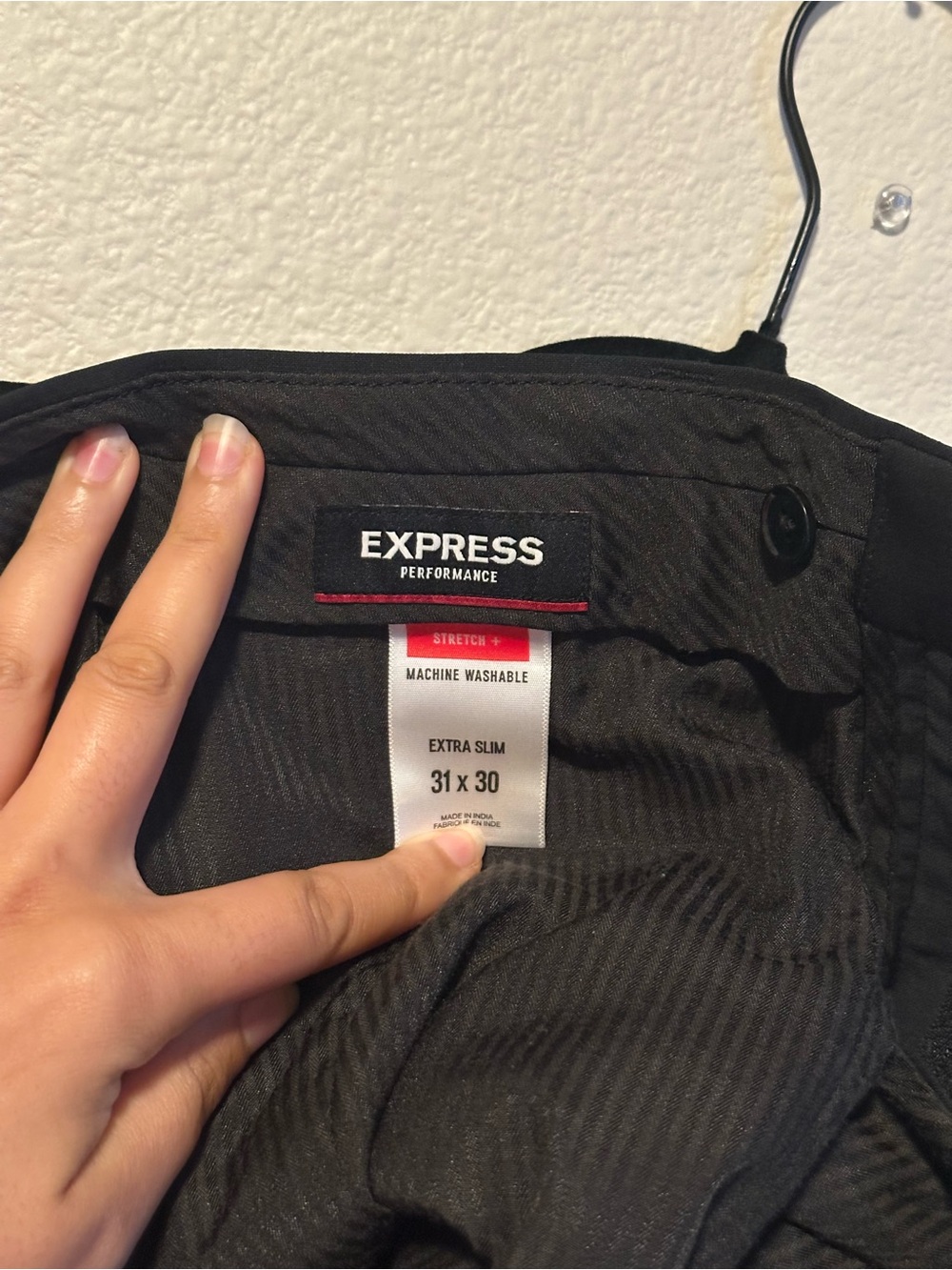 Express Men's Performance Extra Slim Pants in Black